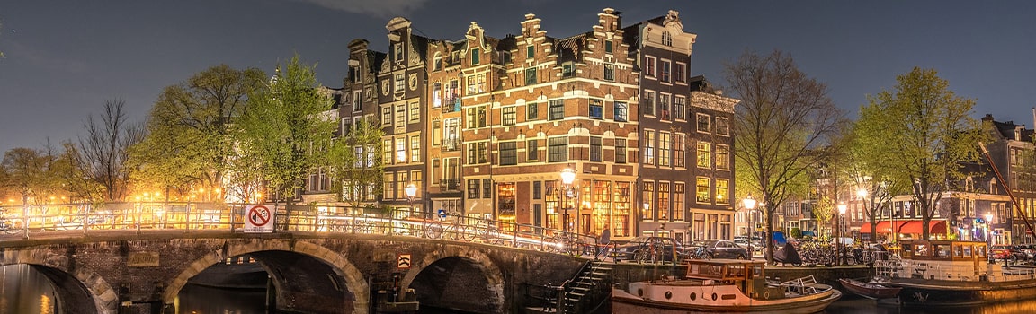 Alan Kodu: 020 (+3120) - Amsterdam, Hollanda